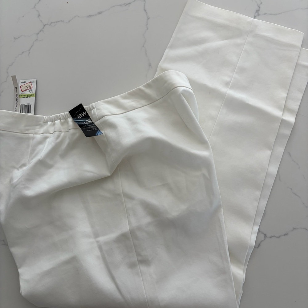 Jones NY Collection White  
18W THE SLOANE PANT RELAXED FIT
NWT